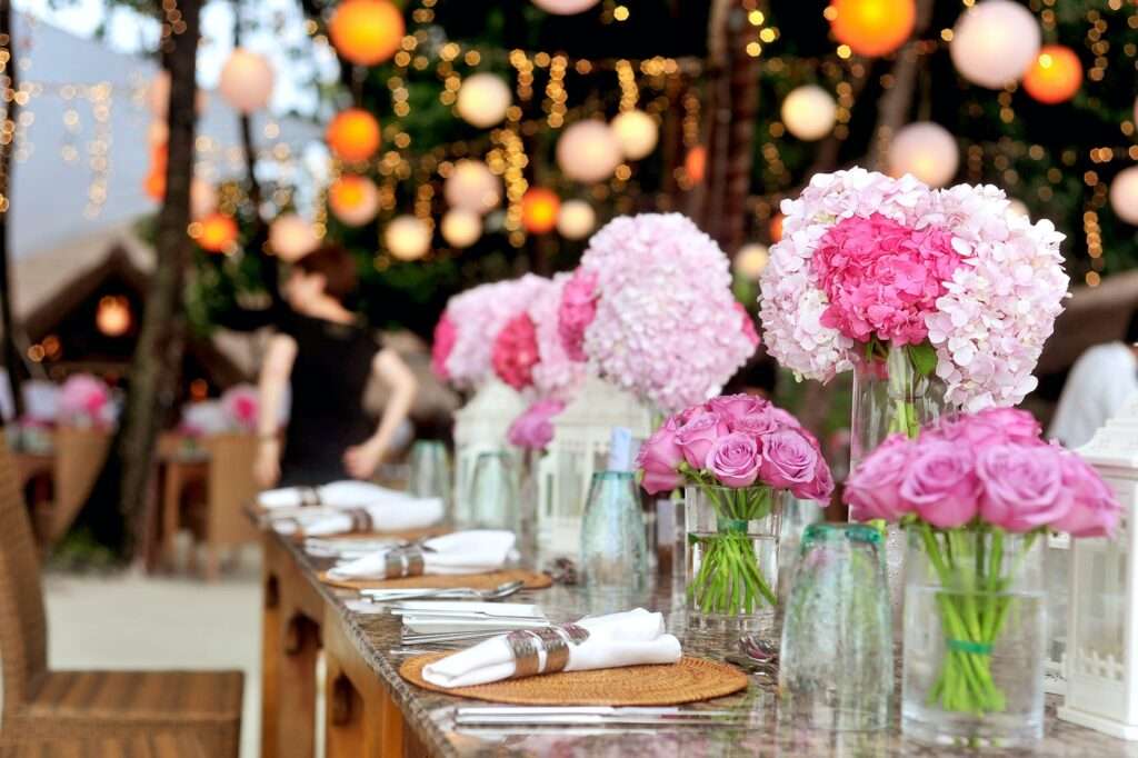 party deorcations pink flowers